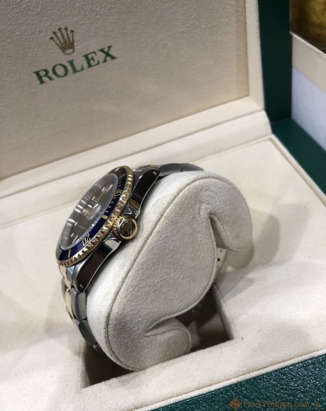 Rolex-16613-chất-liệu-vàng-và-thép-sản-xuất-năm-1995_1.jpeg